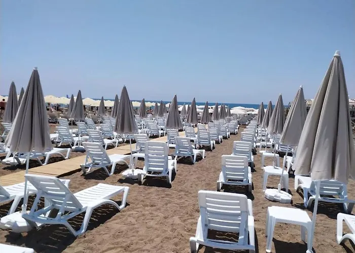 Jura Lara Ξενοδοχείο