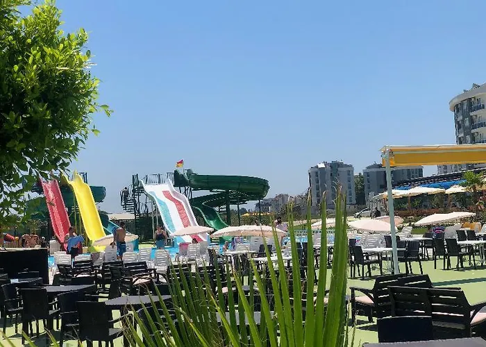 Jura Lara Ξενοδοχείο 4*