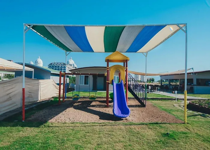 Jura Lara Ξενοδοχείο 4*