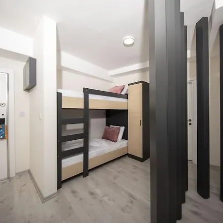 Jura Lara Ξενοδοχείο 4*
