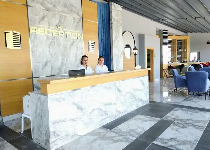 Szálloda Jura Lara Antalya