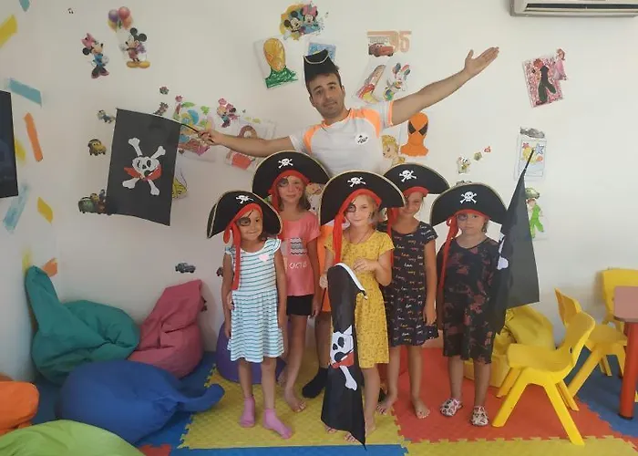 Jura Lara Hotel 4*