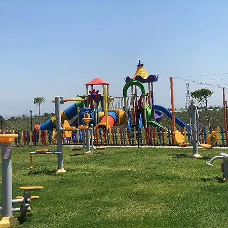 Royal Towers Lara 4*