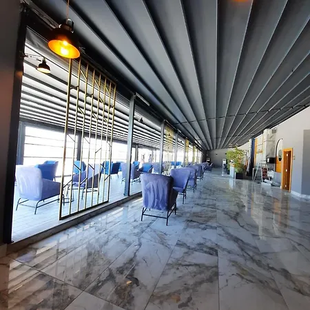Royal Towers Lara