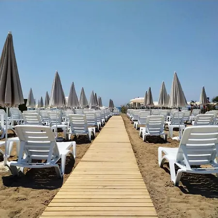 Royal Towers Lara 4*