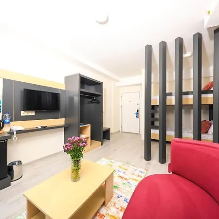 Royal Towers Lara מלון אנטליה