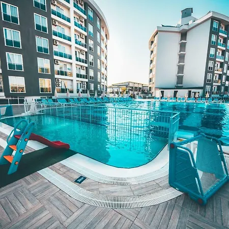 Royal Towers Lara
